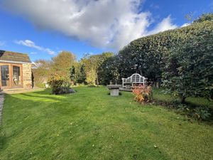 Photo 33- click for photo gallery